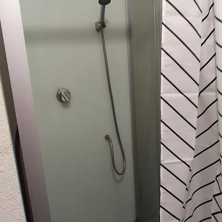 F1 1Er Etage 3 Personnes Apartment โอเบอนา ภายนอก รูปภาพ